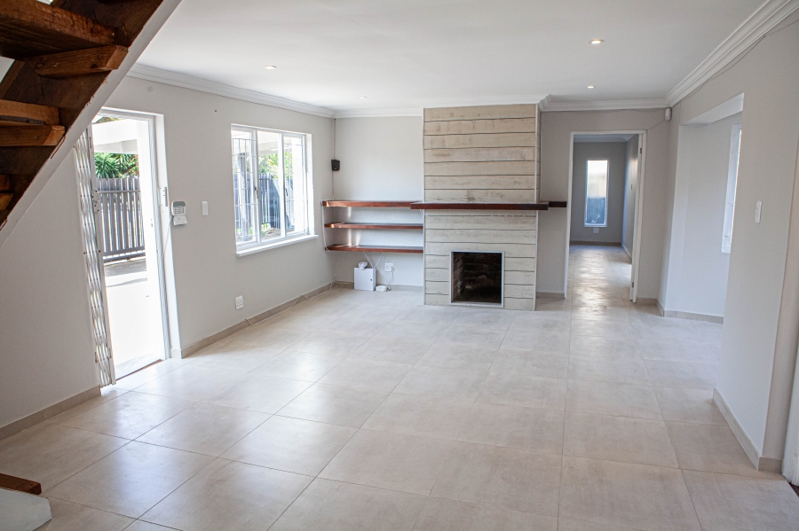4 Bedroom Property for Sale in Old Place Western Cape